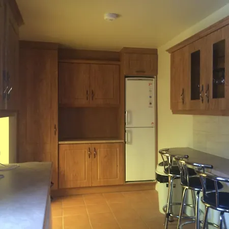 Dromin House Bed & Breakfast 3*